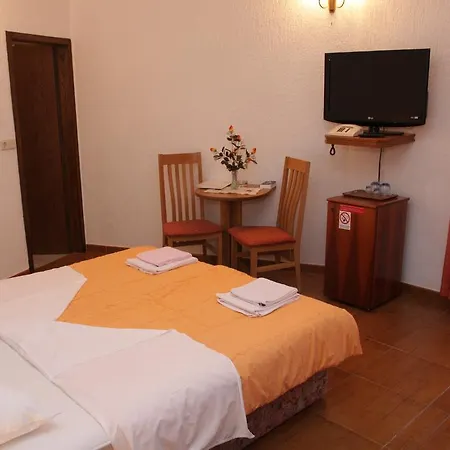 Hotel Makarska 호텔 마카르스카