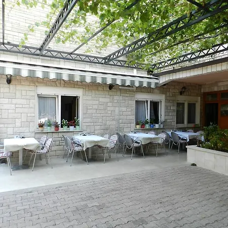 Hotel Makarska 3* 마카르스카