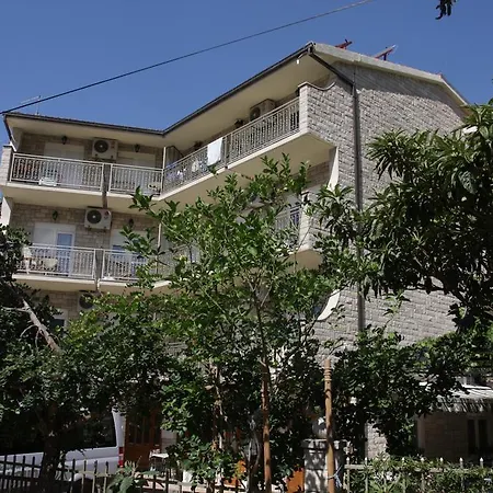 Hotel Makarska 호텔